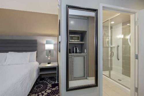 Hilton Garden Inn Raleigh/Crabtree Valley image 10