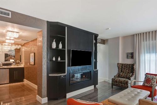 Hilton Garden Inn Raleigh/Crabtree Valley image 4