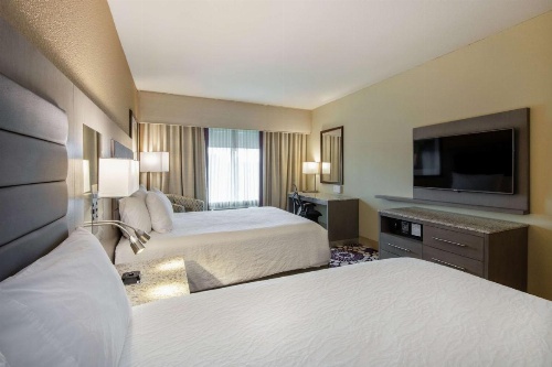 Hilton Garden Inn Raleigh/Crabtree Valley image 8